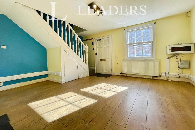 High Street, Kelvedon, CO5 2 bed terraced house to rent - £1,195 pcm (£276 pw)