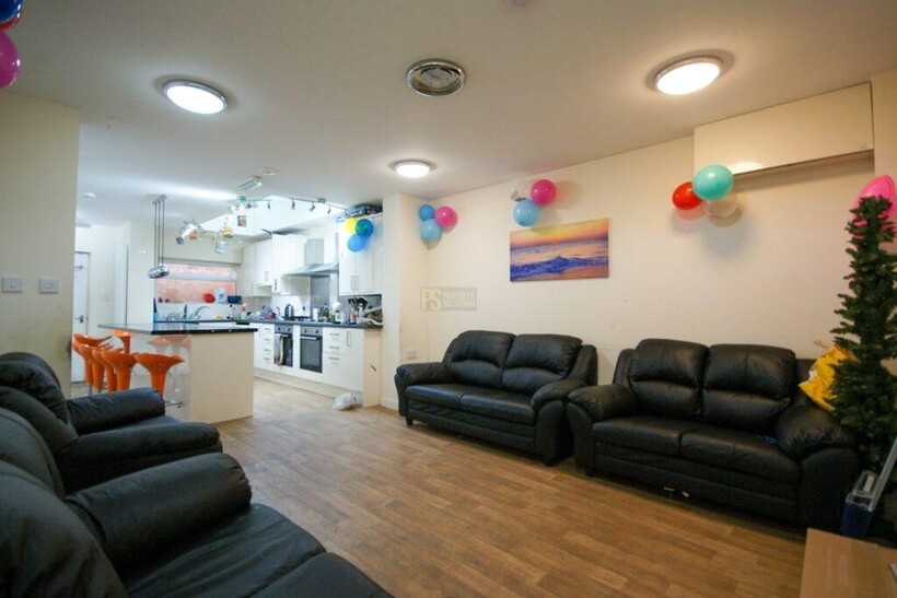 Harrow Road, Birmingham B29 9 bed terraced house to rent - £5,076 pcm (£1,171 pw)