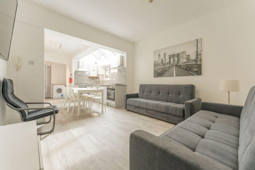 Tiverton Road, Birmingham B29 7 bed terraced house to rent - £3,857 pcm (£890 pw)