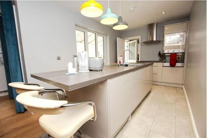 616 Pershore Road, B29 7HG 5 bed house to rent - £2,492 pcm (£575 pw)