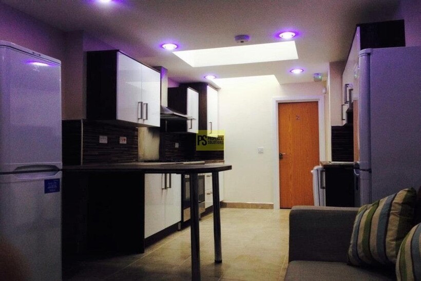 George Road, Birmingham B29 6 bed terraced house to rent - £4,290 pcm (£990 pw)