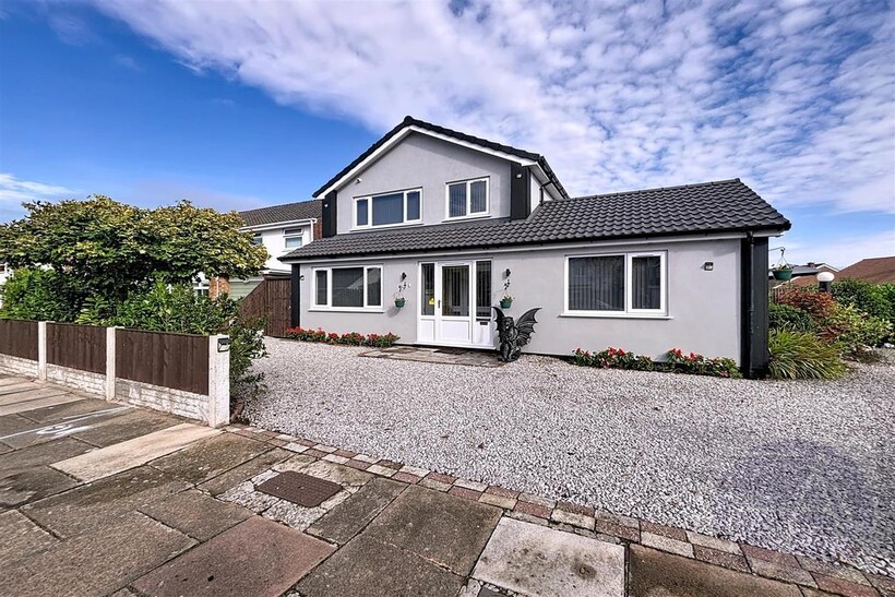 44-cornwall-exteriors 00001.jpg