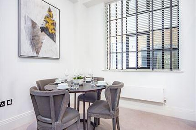 ONE BEDROOM APARTMENT | TO LET |... 1 bed apartment to rent - £3,423 pcm (£790 pw)