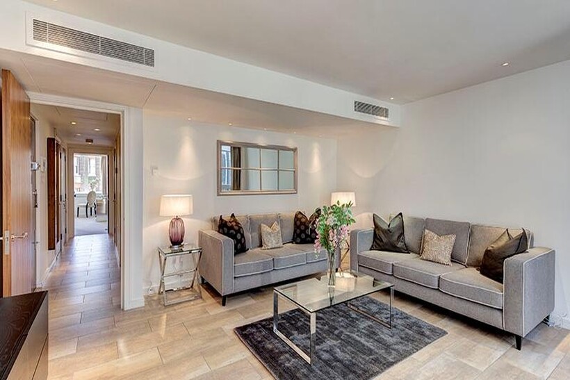 Two Bedrooms Two Bathroom Apartment... 2 bed apartment to rent - £6,392 pcm (£1,475 pw)