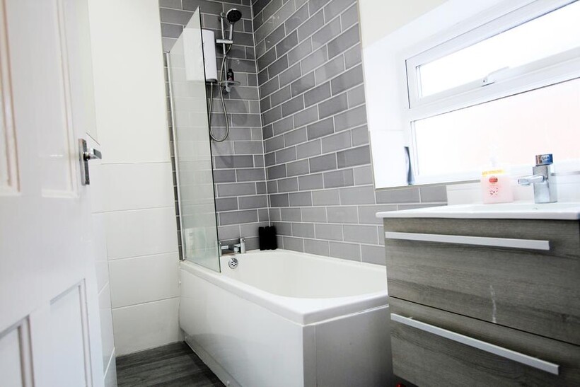 Bathroom 40 cartingt