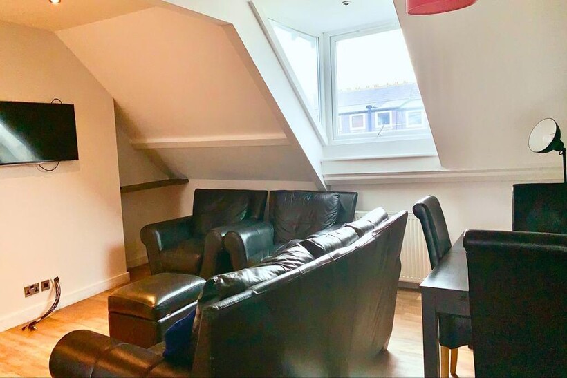 48a Osborne road jes