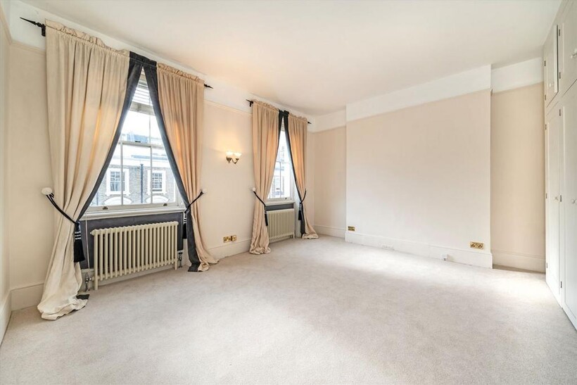 Winchester Street, London SW1V 3 bed house to rent - £5,997 pcm (£1,384 pw)