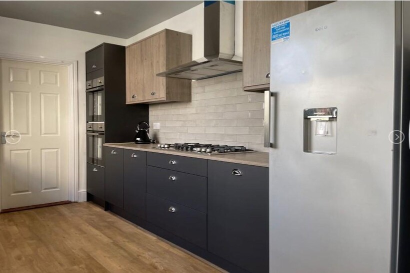 St. Helens Avenue, Swansea 6 bed house share to rent - £2,790 pcm (£644 pw)