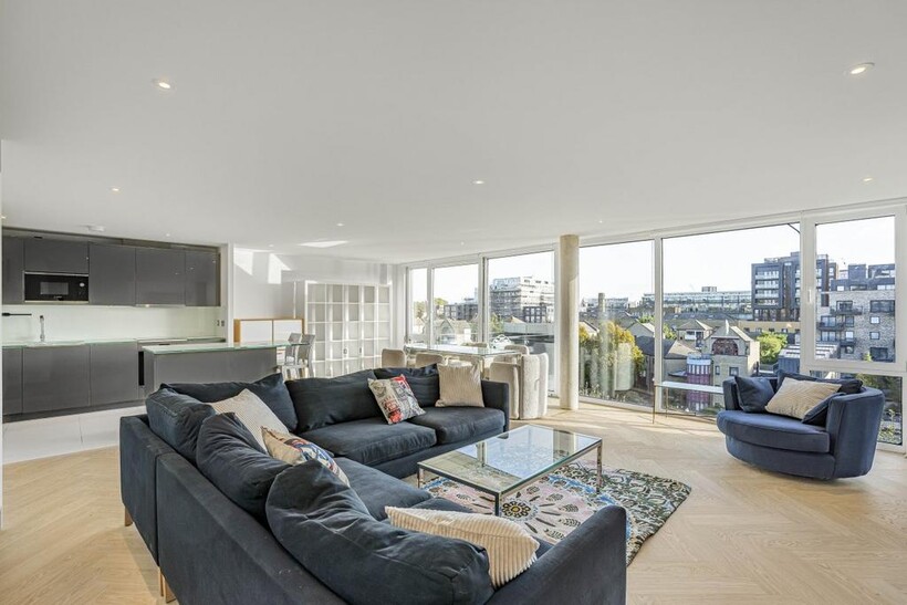 Graham Street, Angel 2 bed flat to rent - £4,995 pcm (£1,153 pw)