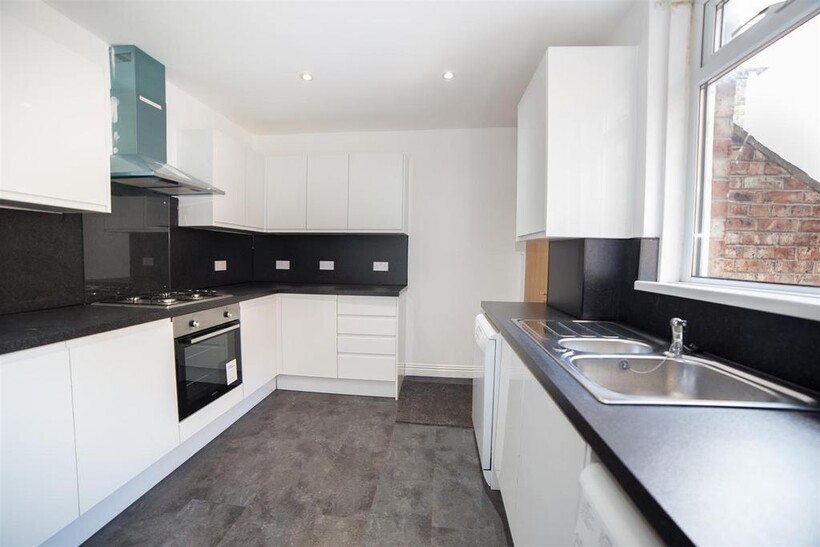 £145pppw - Jesmond Road, Jesmond, NE2 7 bed maisonette to rent - £4,398 pcm (£1,015 pw)