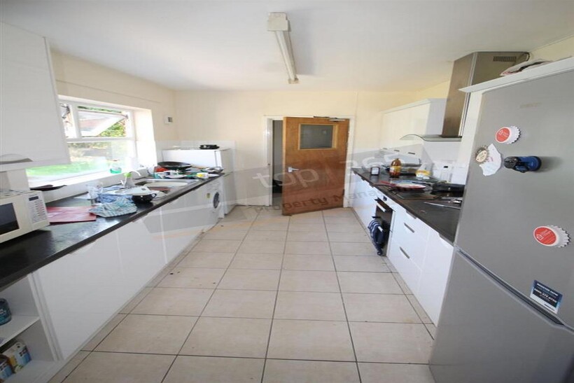 *£120pppw excl bills* 5 Bed on... 5 bed end of terrace house to rent - £2,607 pcm (£602 pw)