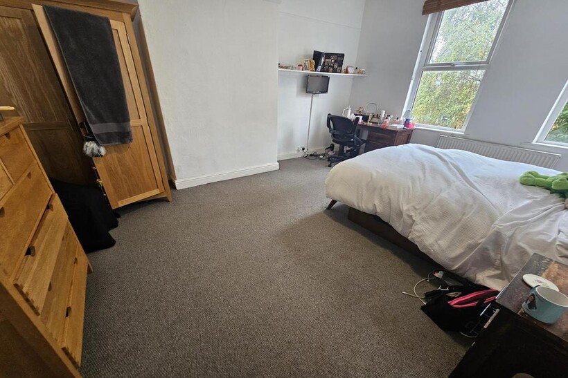 Consort Terrace, Leeds 6 bed house to rent - £3,120 pcm (£720 pw)