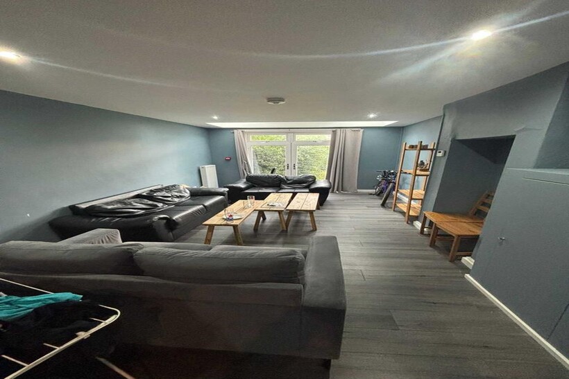 Egerton Road, Fallowfield 9 bed terraced house to rent - £5,460 pcm (£1,260 pw)