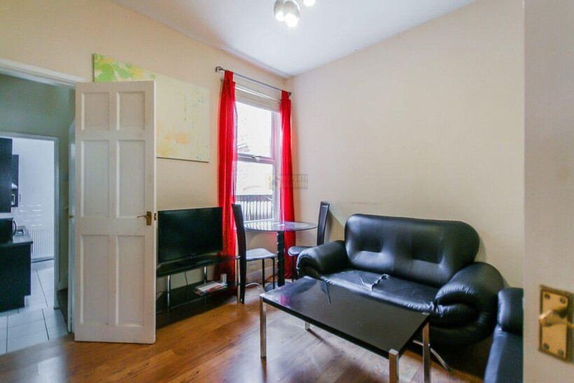 Coronation Road, Birmingham B29 4 bed terraced house to rent - £2,080 pcm (£480 pw)