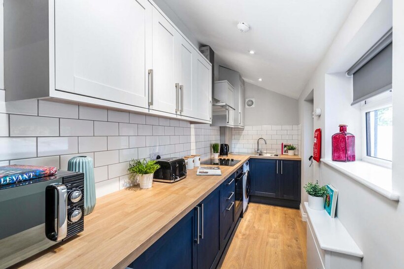 Broomfield Terrace, Leeds LS6 6 bed house to rent - £2,860 pcm (£660 pw)