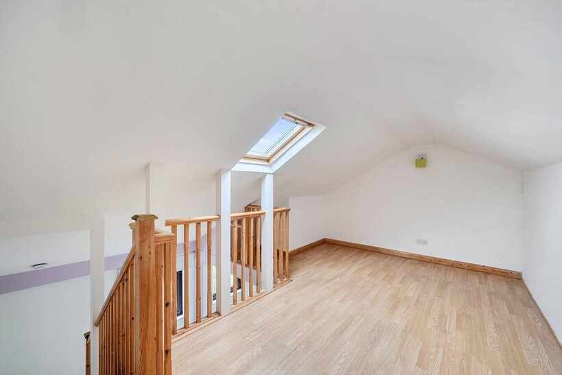 Maltings Place, Fulham, London, SW6 3 bed house to rent - £3,554 pcm (£820 pw)