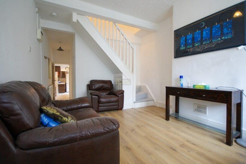 Gleave Road, Birmingham B29 3 bed terraced house to rent - £1,755 pcm (£405 pw)