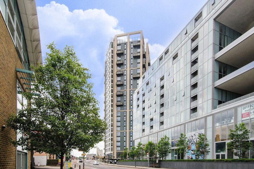Union Wharf, Greenwich, London, SE8 1 bed flat to rent - £2,520 pcm (£582 pw)