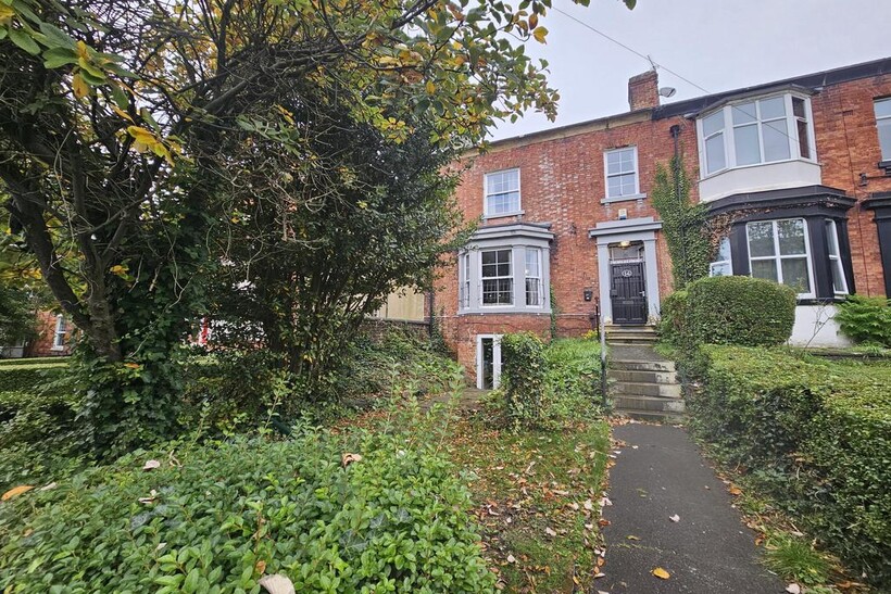Hyde Park Terrace, Leeds 6 bed house to rent - £3,120 pcm (£720 pw)