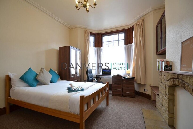 Stretton Road, Leicester LE3 7 bed terraced house to rent - £2,578 pcm (£595 pw)