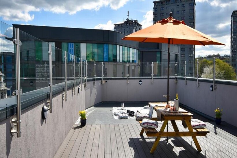 ROOF-TERRACE.jpg