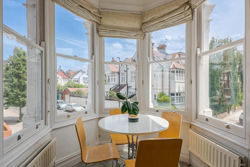 Abbeville Road, London SW4 1 bed flat to rent - £2,396 pcm (£553 pw)