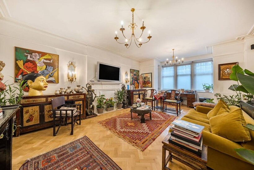 Queen's Gate, South Kensington... 2 bed flat to rent - £4,498 pcm (£1,038 pw)