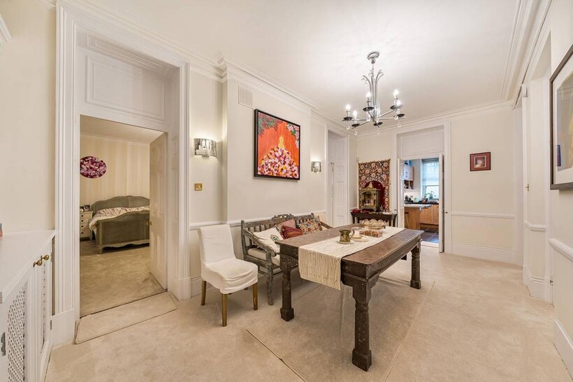 Queen's Gate, South Kensington... 2 bed flat to rent - £4,498 pcm (£1,038 pw)