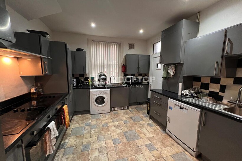 Brudenell Road, Leeds LS6 8 bed house to rent - £5,027 pcm (£1,160 pw)