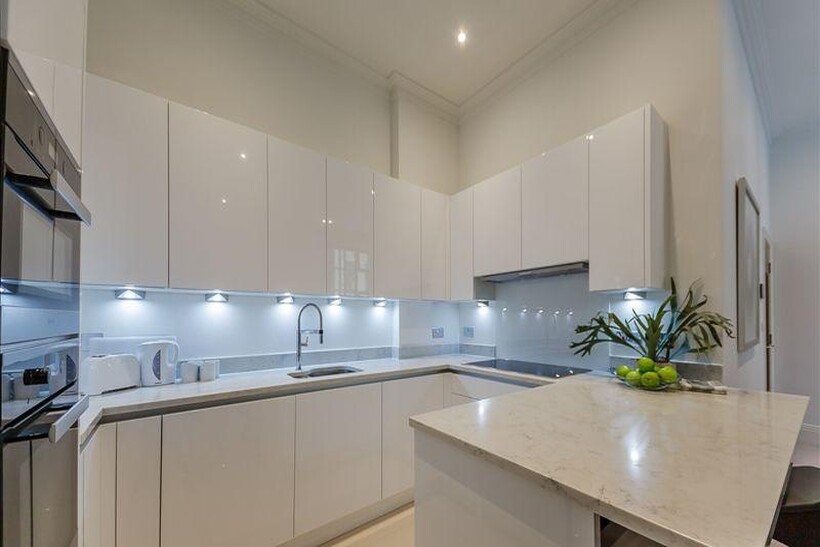 Rainville Road, London W6 1 bed flat to rent - £3,423 pcm (£790 pw)