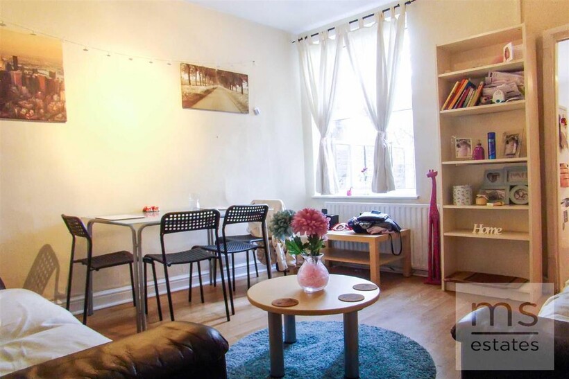 Cycle Road, Nottingham NG7 4 bed semi-detached house to rent - £2,080 pcm (£480 pw)
