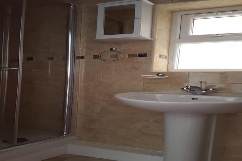 Oak Tree Lane, Selly Oak B29 8 bed detached house to rent - £3,293 pcm (£760 pw)