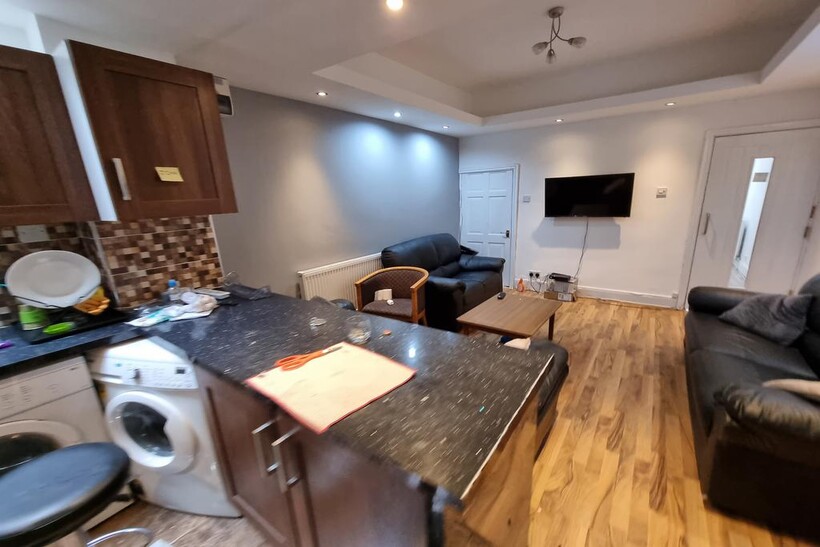 Alton Road, Birmingham B29 8 bed detached house to rent - £3,293 pcm (£760 pw)