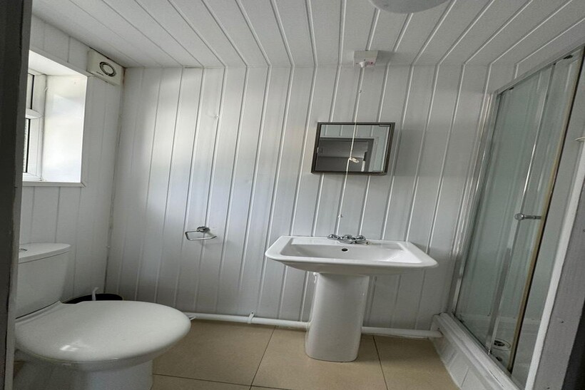 Oak Tree Lane, Selly Oak B29 9 bed semi-detached house to rent - £4,095 pcm (£945 pw)