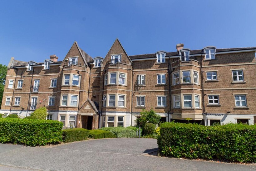 Parklands Court, 164 Edgware Way, HA8 1 bed apartment to rent - £1,850 pcm (£427 pw)