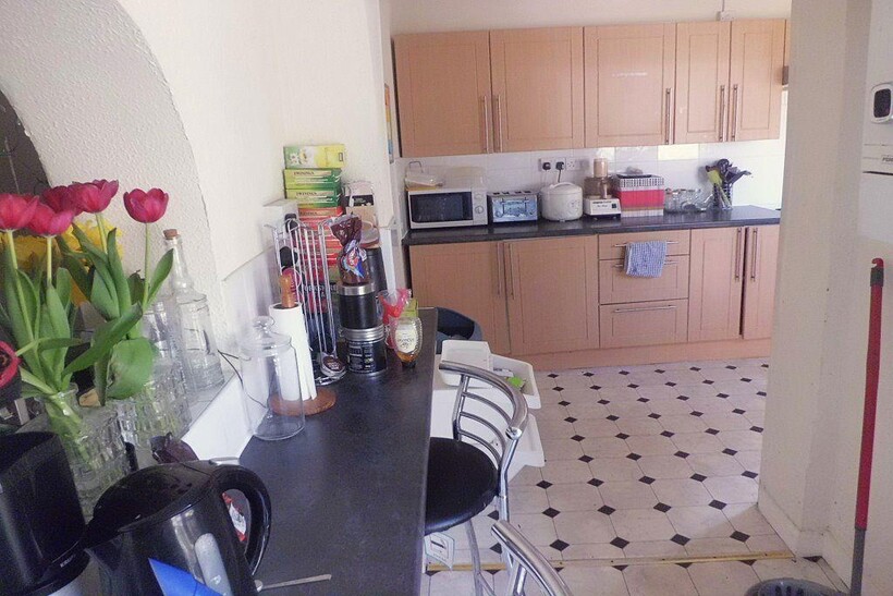 83 Reservoir Road, B29 6SU 4 bed house to rent - £1,560 pcm (£360 pw)