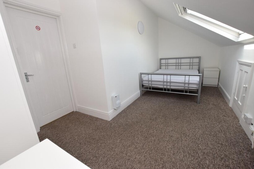 St Pauls Road, Northampton NN2 1 bed in a house share to rent - £465 pcm (£107 pw)