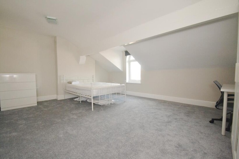 Trafalgar Road, Salford M6 5 bed semi-detached house to rent - £3,546 pcm (£818 pw)