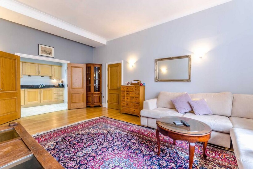 Tudor Street, City, London, EC4Y 2 bed flat to rent - £5,500 pcm (£1,269 pw)