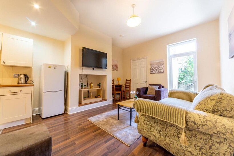 £105pppw - Rothbury Terrace, Heaton NE6 3 bed flat to rent - £1,365 pcm (£315 pw)