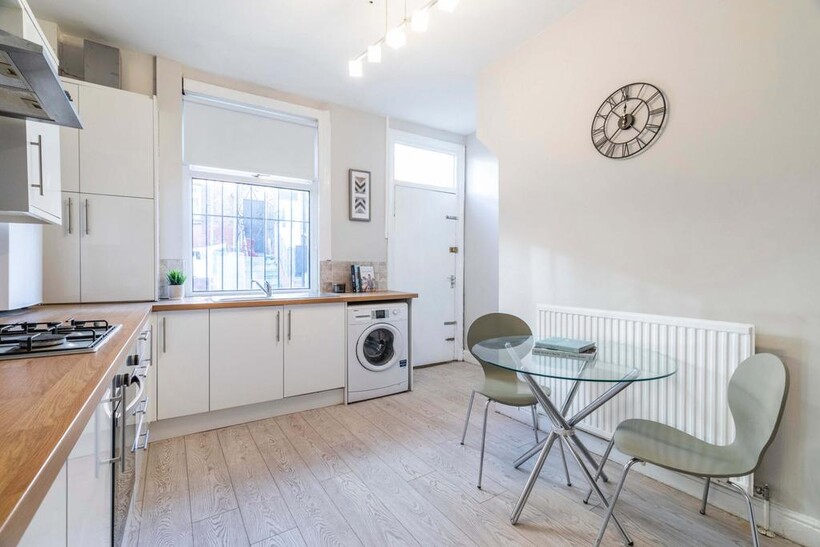 Glossop Street, Leeds LS6 6 bed house to rent - £3,406 pcm (£786 pw)