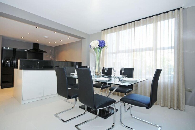 Boydell Court, St John's Wood Park NW8 3 bed apartment to rent - £6,067 pcm (£1,400 pw)
