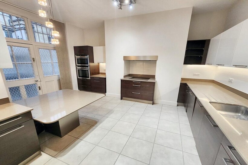 Bickenhall Mansions, Marylebone... 4 bed apartment to rent - £6,998 pcm (£1,615 pw)