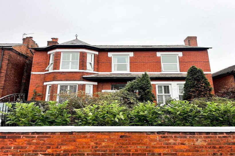 Welbeck Road, Southport PR8 5 bed detached house to rent - £108,333 pcm (£25,000 pw)