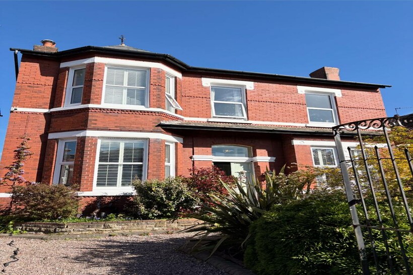 Welbeck Road, Southport PR8 5 bed detached house to rent - £108,333 pcm (£25,000 pw)