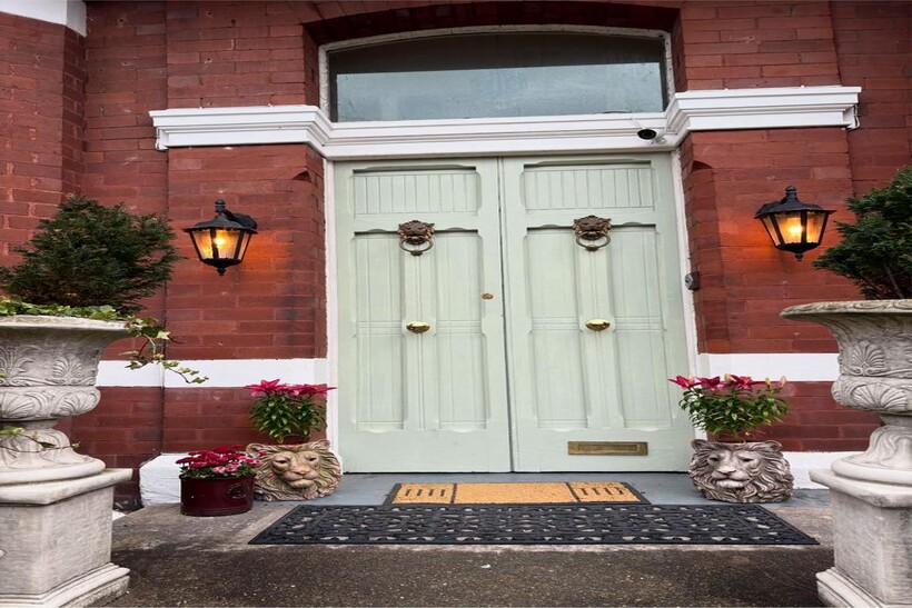 Welbeck Road, Southport PR8 5 bed detached house to rent - £108,333 pcm (£25,000 pw)