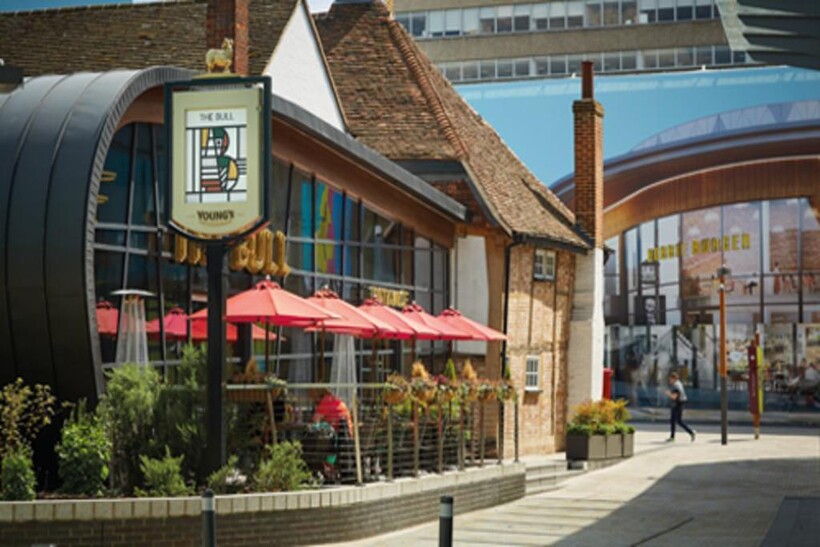 Century Court, Bracknell RG12 1 bed apartment to rent - £1,175 pcm (£271 pw)