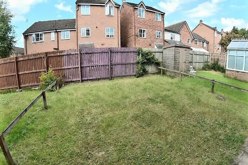 Chervil Close, Manchester 4 bed semi-detached house to rent - £2,513 pcm (£580 pw)