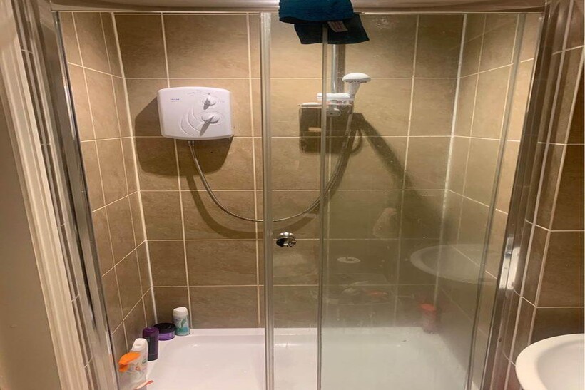 39A Connaught Avenue 3 bed house share to rent - £1,820 pcm (£420 pw)