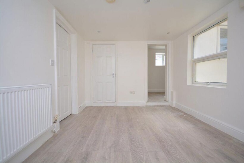 Athelstan Road, Cliftonville, CT9 2BF 1 bed flat to rent - £720 pcm (£166 pw)